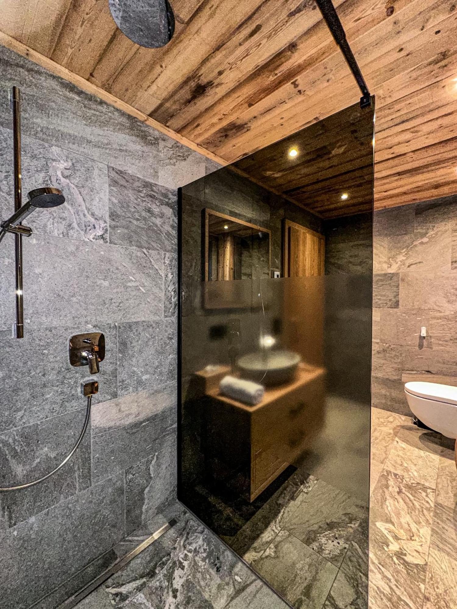 Grandview Collection Apartment