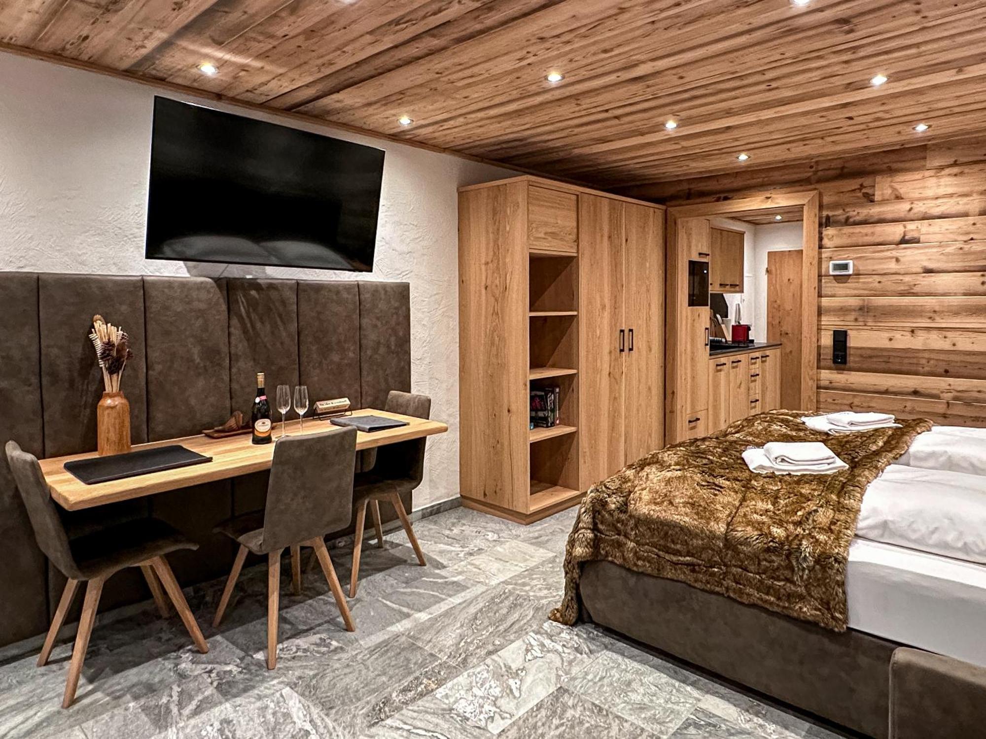 Grandview Collection Apartment *